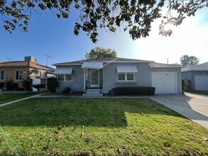 Building Photo - 8062 Lennox Ave
