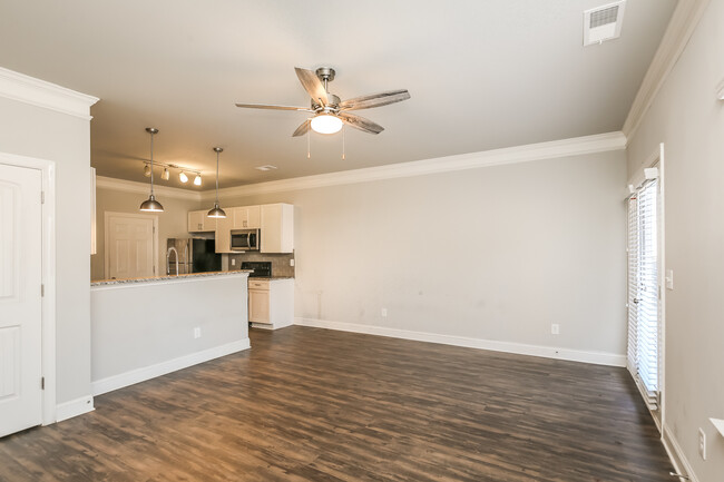 Building Photo - 208 Riley Circle, Dawsonville, GA