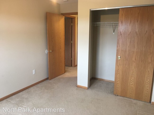 Foto del edificio - 8845 Northpark Ct