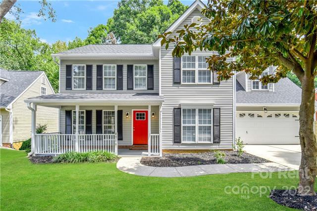 Foto principal - 8718 Holly Creek Ct