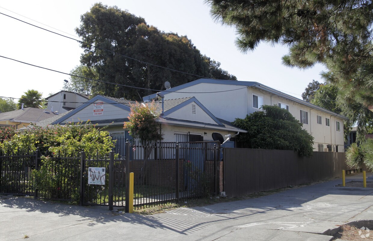 Foto del edificio - 2316 96th Ave