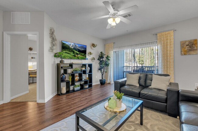 Building Photo - West 10