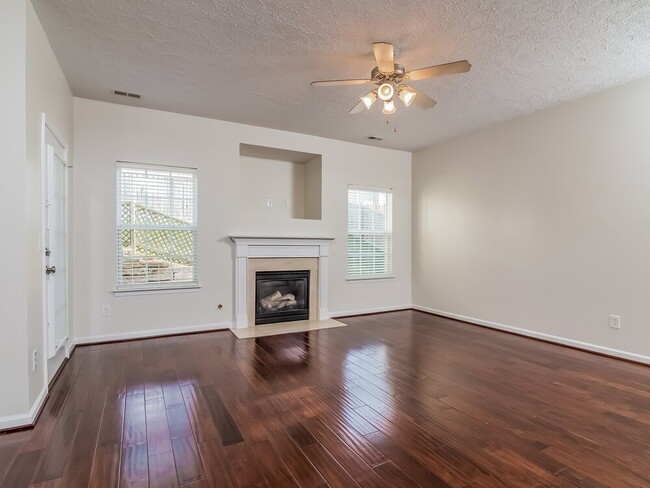 Building Photo - 1428 Bern Dr