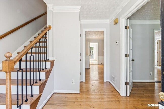 Foto del edificio - 3655 Liberty Ln