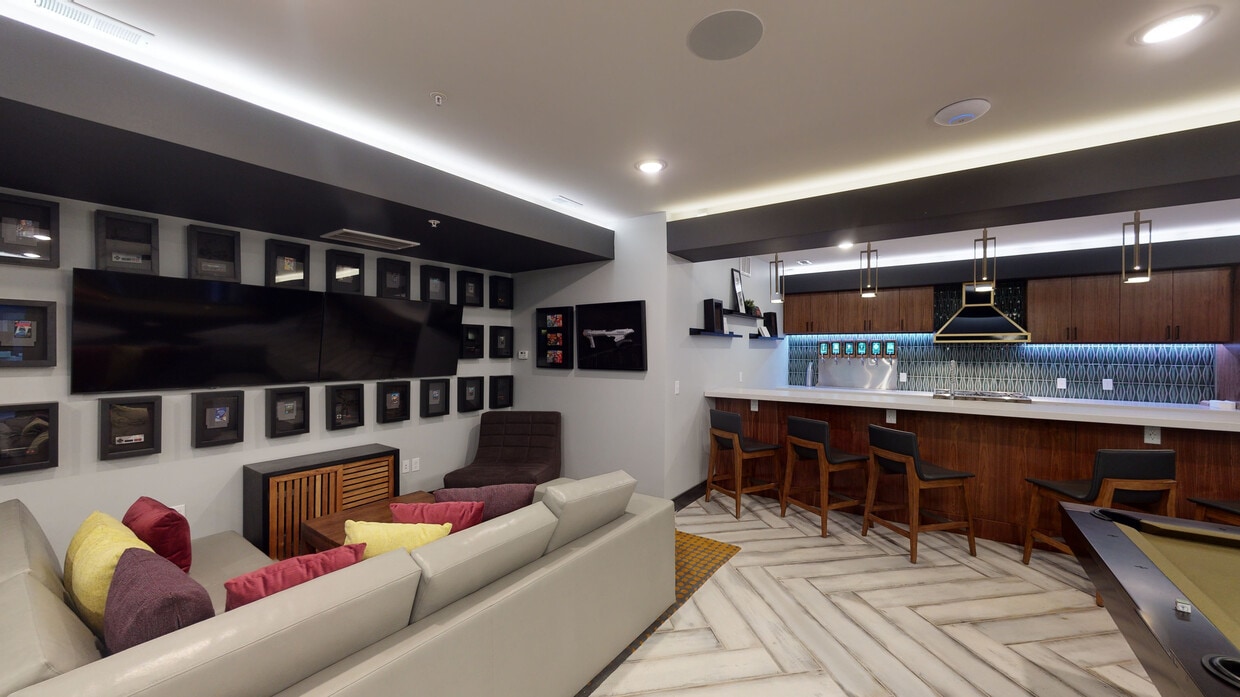 Photo - Chelsea Apartments