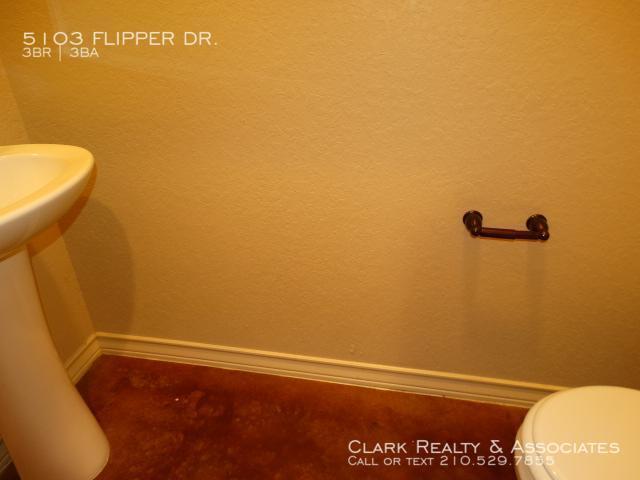 Building Photo - 5103 Flipper Dr., San Antonio, TX. 78238