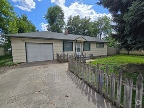 Building Photo - 7610 E S Riverway Ave