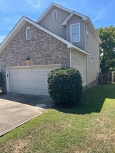Building Photo - 1017 Mulberry Way