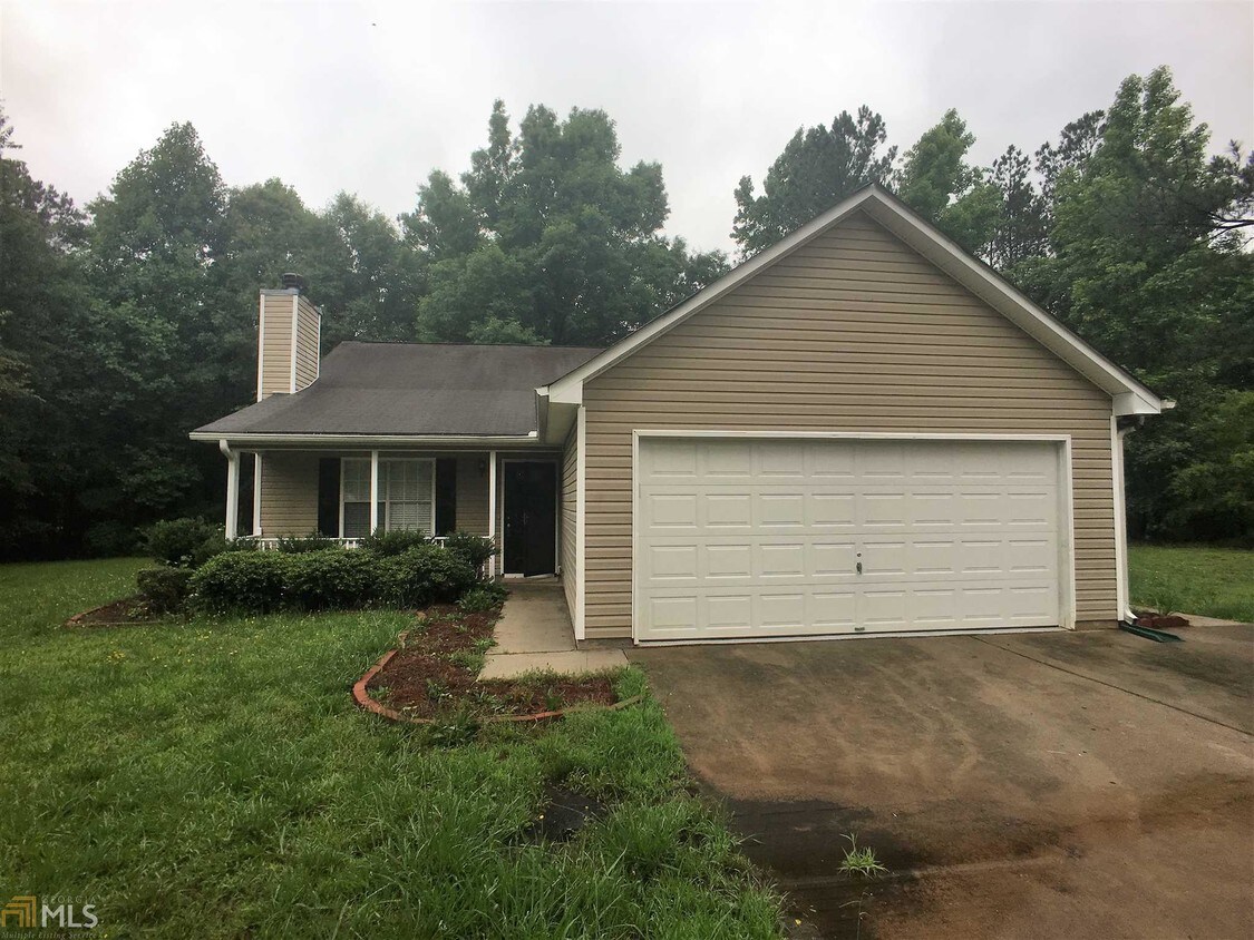 Primary Photo - 240 Saddlebrook Dr