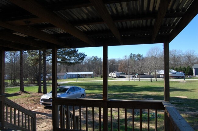 Building Photo - 1066 Natures Cove Rd