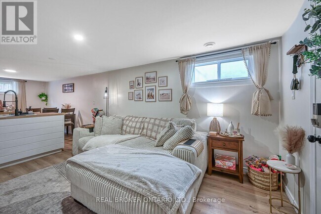 Photo du bâtiment - 840 Macodrum Dr