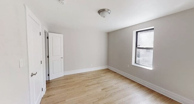 Foto del edificio - 157 E 37th St