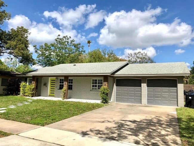 Building Photo - 2717 Scarlet Rd