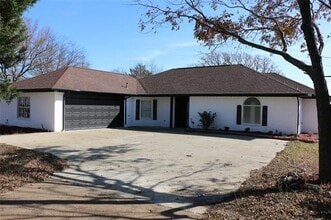 Building Photo - 2858 Waters Edge