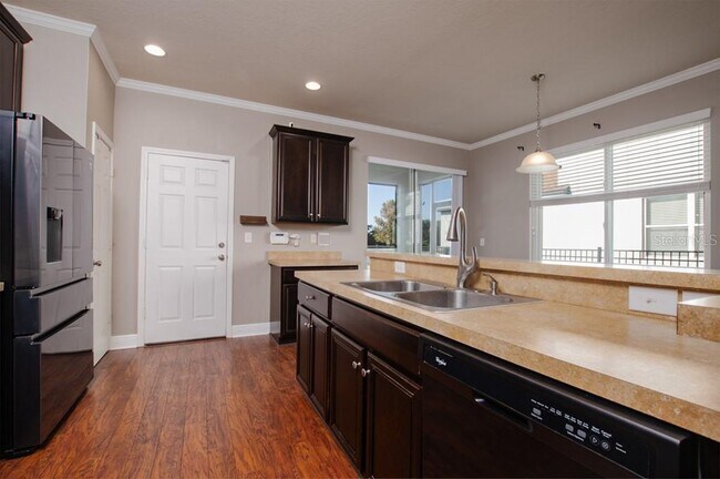 Building Photo - 8639 Turnstone Shore Ln