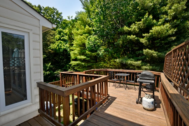 Building Photo - 6084 Joust Ln