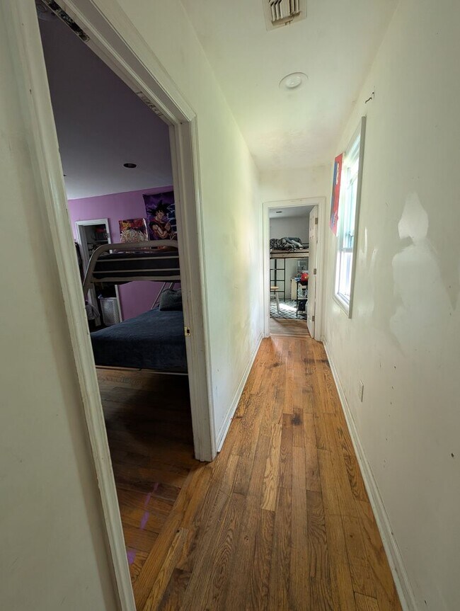 Foto del edificio - 1418 Mattison Ave