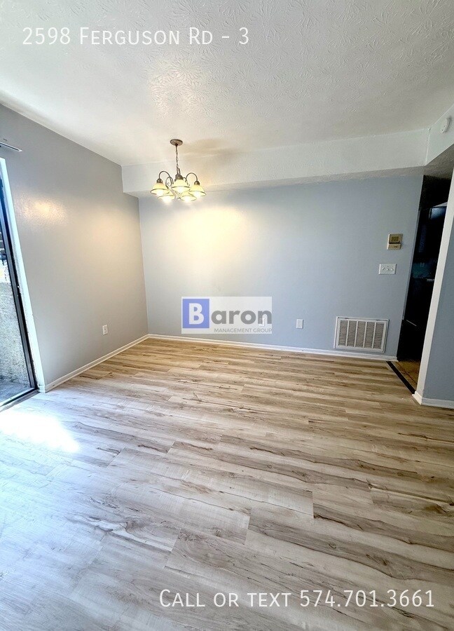 Building Photo - 2598 Ferguson Rd