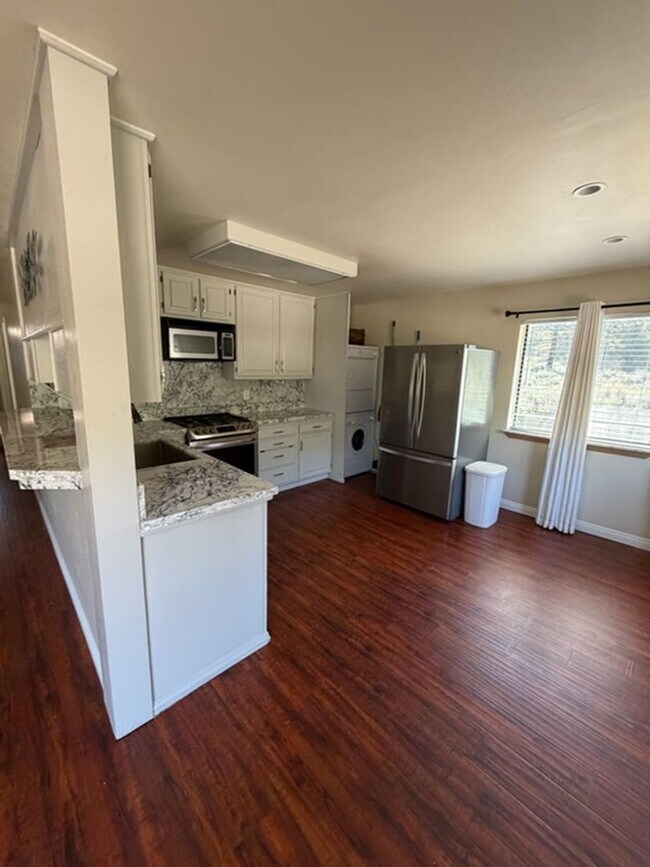 Foto del edificio - 3 Bedroom Home with Mountain Views Bordering National Forest