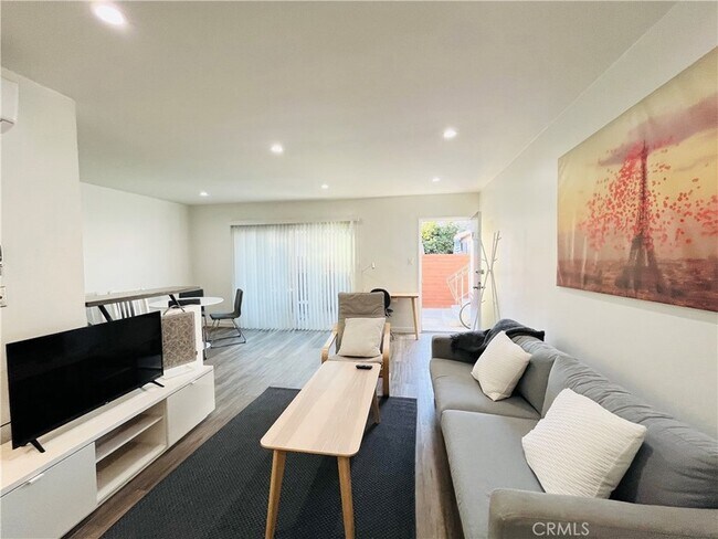 Foto del edificio - 3864 Inglewood Blvd