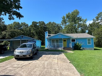 Building Photo - 624 Stevens Ln