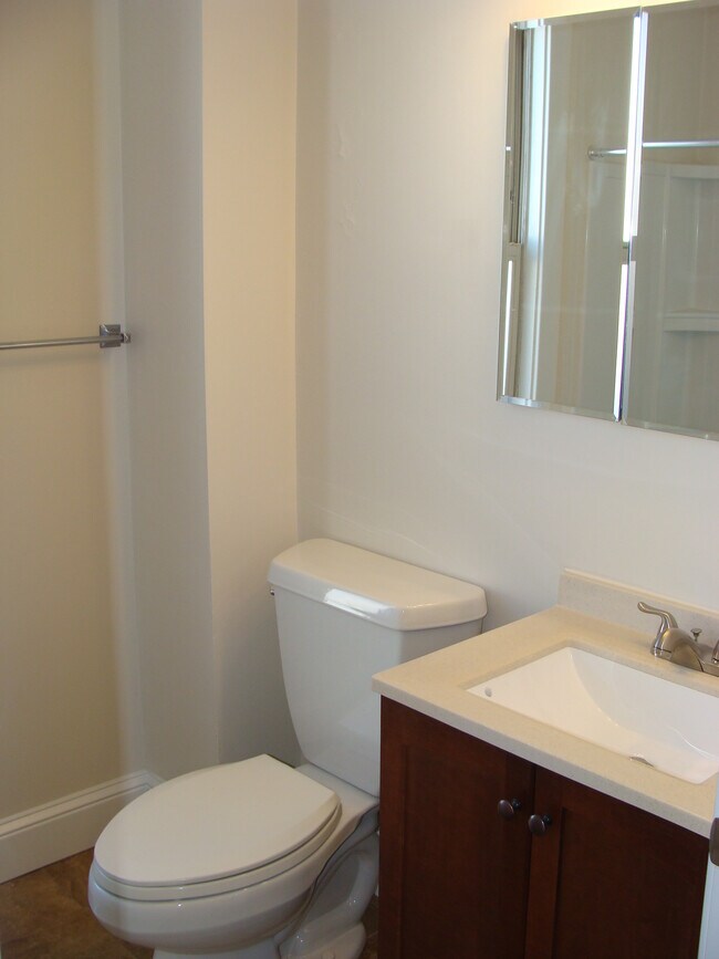 Foto del edificio - 13 Sharon St