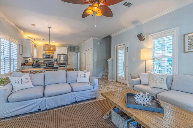 Foto del edificio - 482 Hidden Lake Way