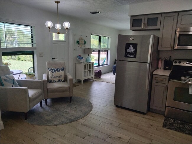 Foto del edificio - 1150 NE County Line Rd