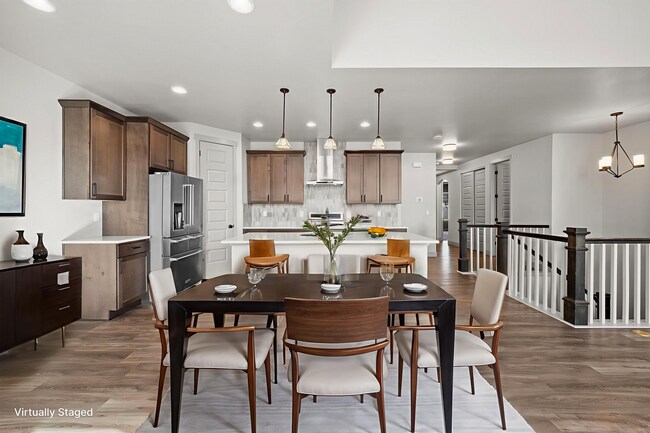 Foto del edificio - New-Build Paired Home with Dual Primary Suites, Finished Basement & Mountain Views