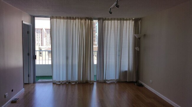 Foto del edificio - 1515 Ward Ave