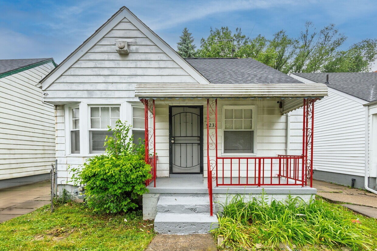 Foto principal - 9231 Burt Rd