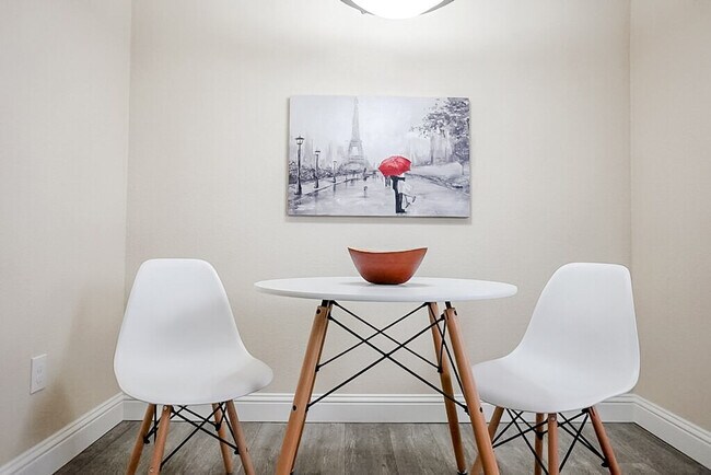 Foto del edificio - 12701 N Pennsylvania Ave