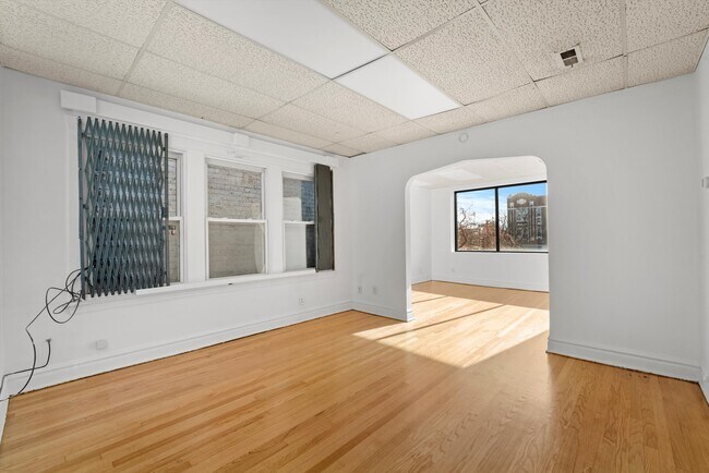 Building Photo - 5702 Cermak Rd