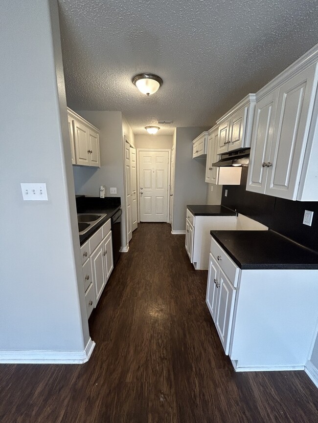 Building Photo - 16 War Eagle Dr. Cabot, AR 72023