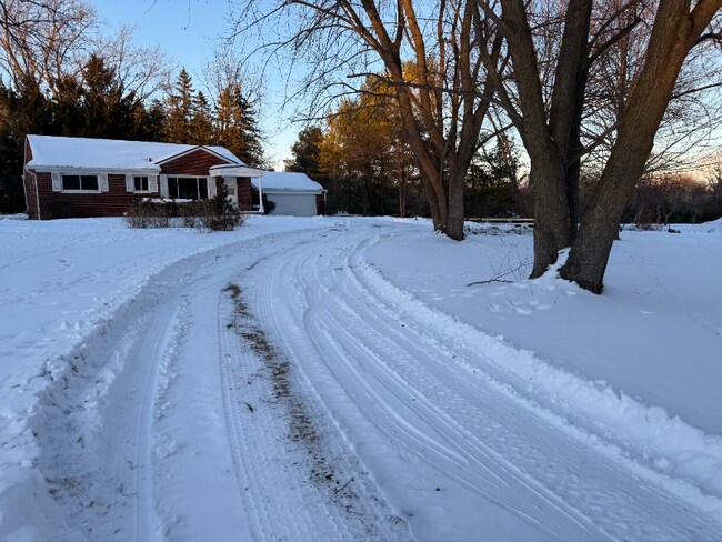 Foto del edificio - 8701 Brookville Rd