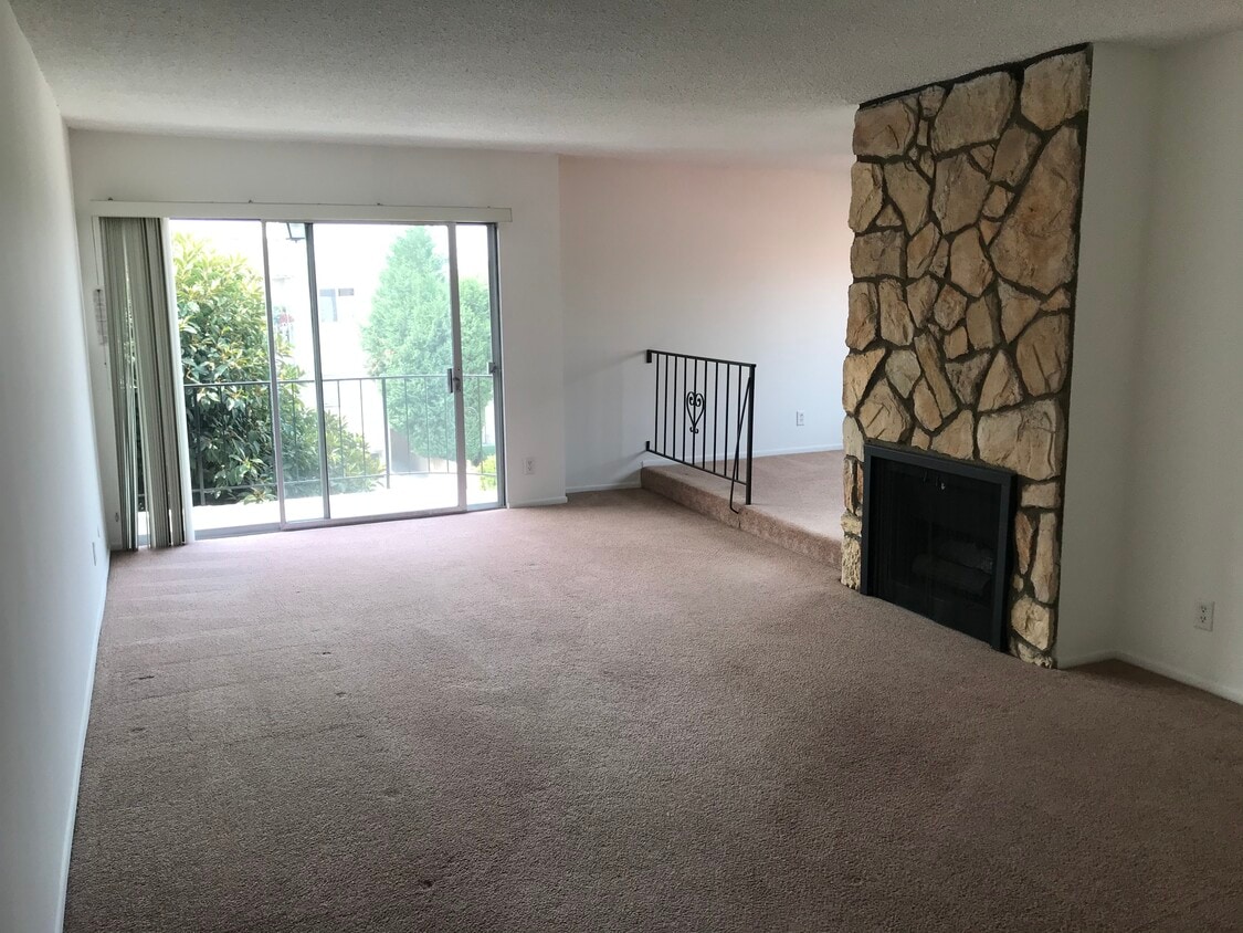 3336 Tilden Ave Unit 202, Los Angeles, CA 90034 Apartments in Los