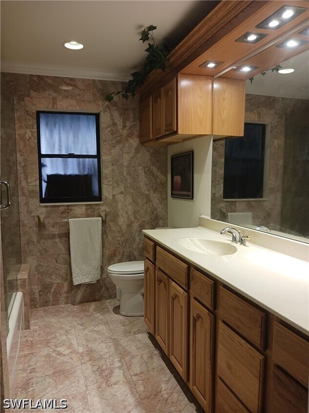 Foto del edificio - 2727 SE 24th Pl