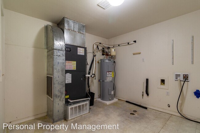 Building Photo - 1 br, 1 bath House - 18606 NE 149th Street B