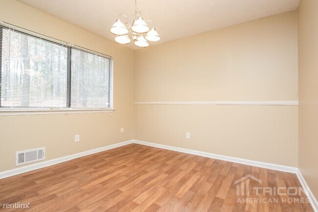 Foto del edificio - 4316 Midway Dr