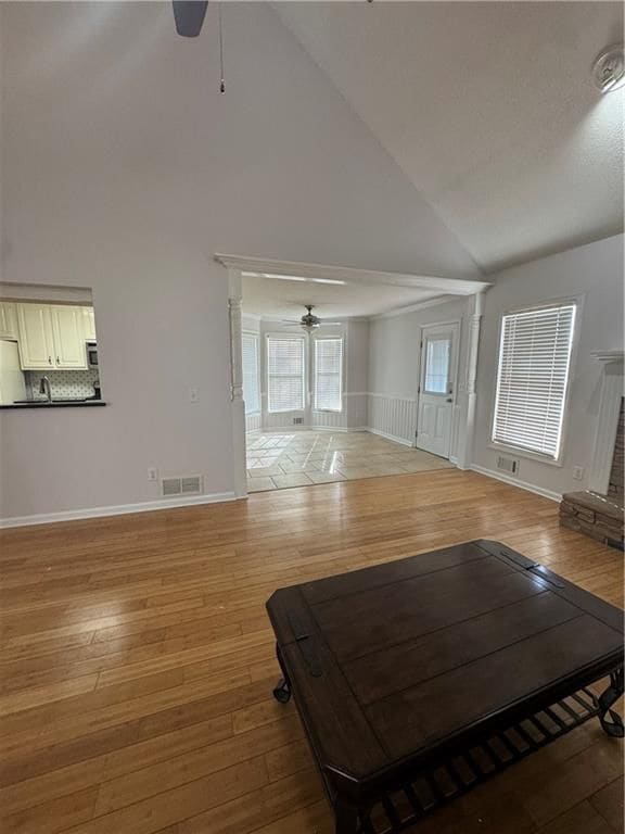 Building Photo - 1136 Fieldstone Dr