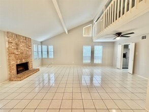 Building Photo - 3410 Woodstream Pl