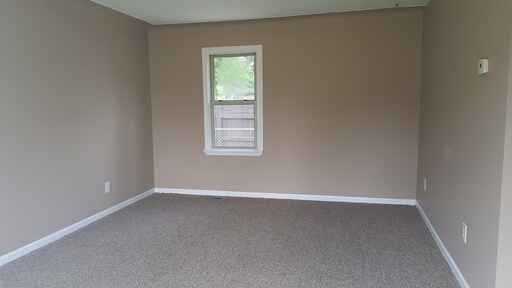 Building Photo - 10454 Pardee Rd