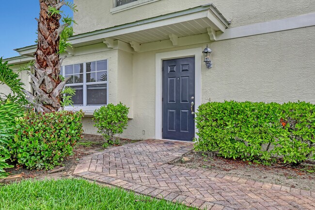 Foto del edificio - 2548 Creekside Dr