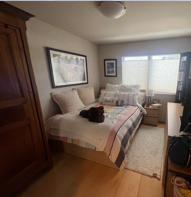 Foto del edificio - 453 Seaview Dr