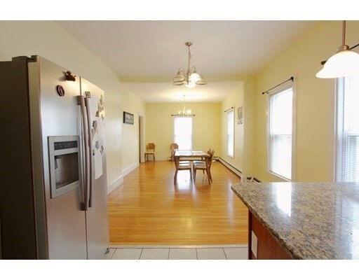 Building Photo - 45 Bayard St