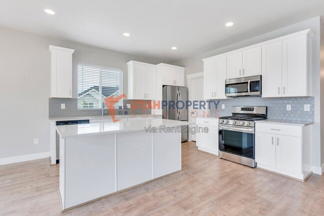 Foto del edificio - 7632 S Waverly Hls Ln