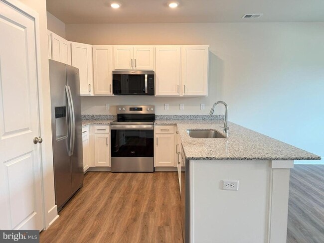 Building Photo - 116 Nootka Wy