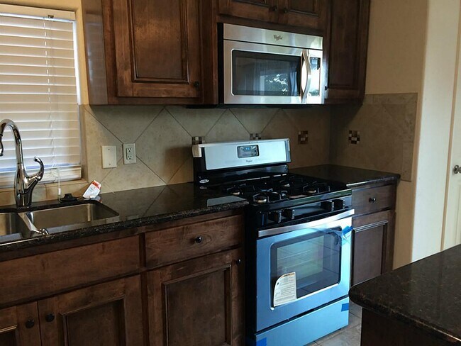 Foto del edificio - 13647 Padgett Dr