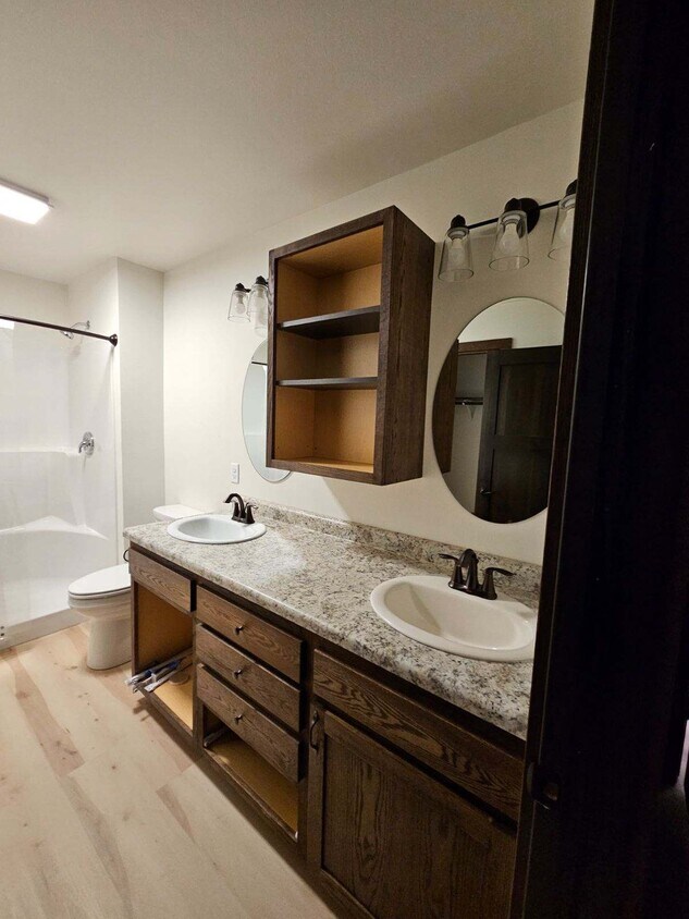 Foto del edificio - 51087 Hillside Rd