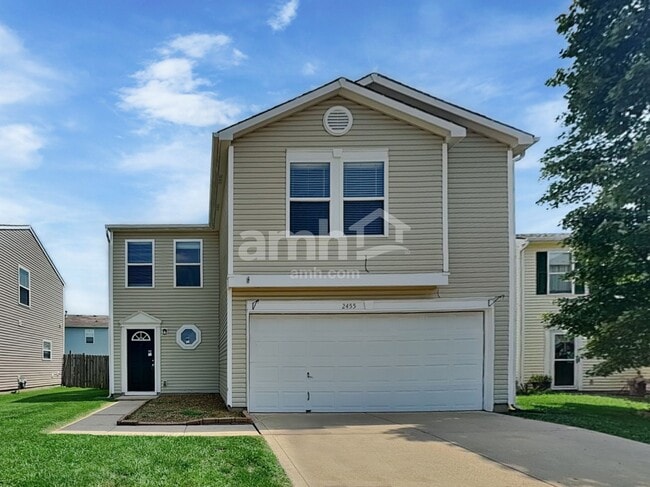 Building Photo - 2455 Summerwood Ln